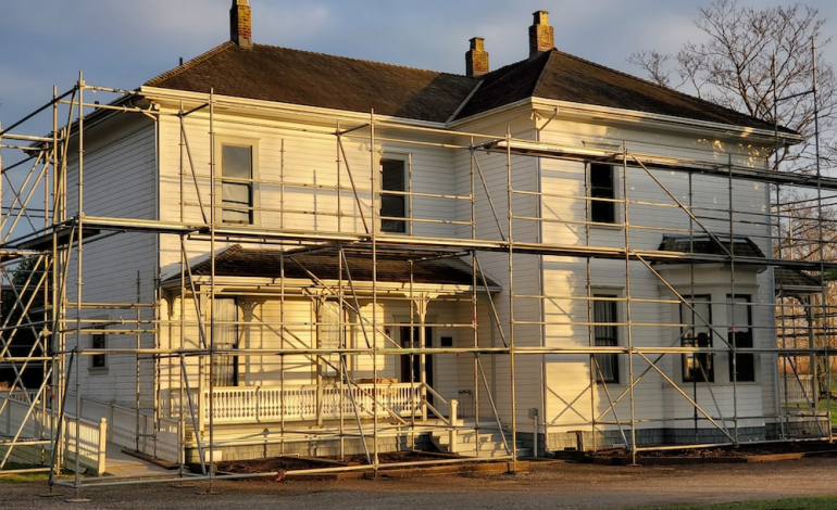 A house being renovated using a fix-and-flip loan in New Hampshire