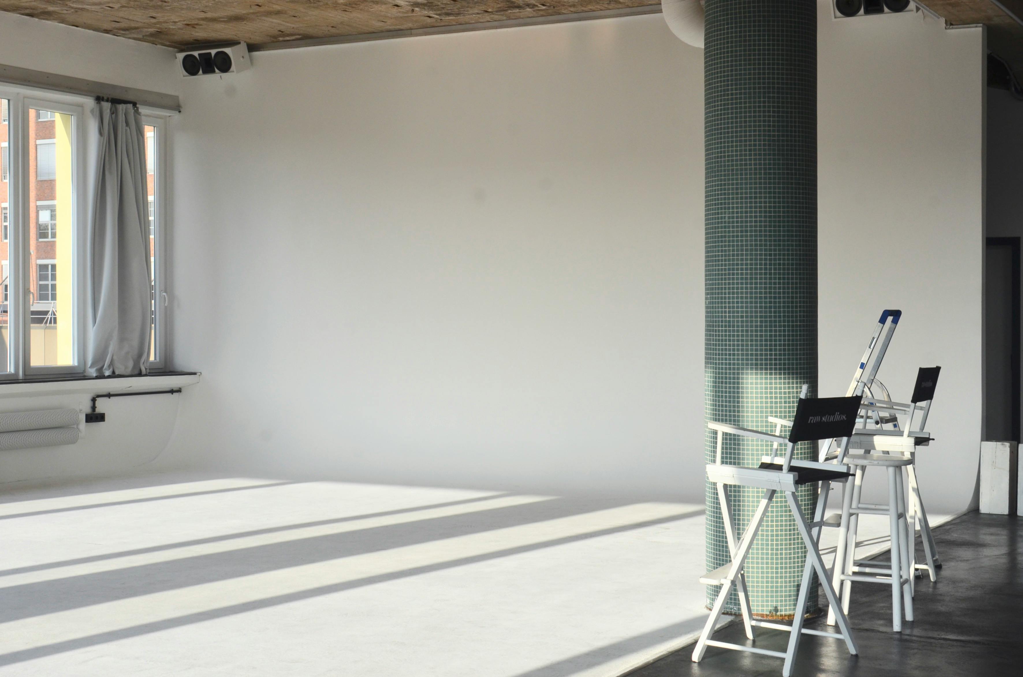 An empty room of a building for renovation
