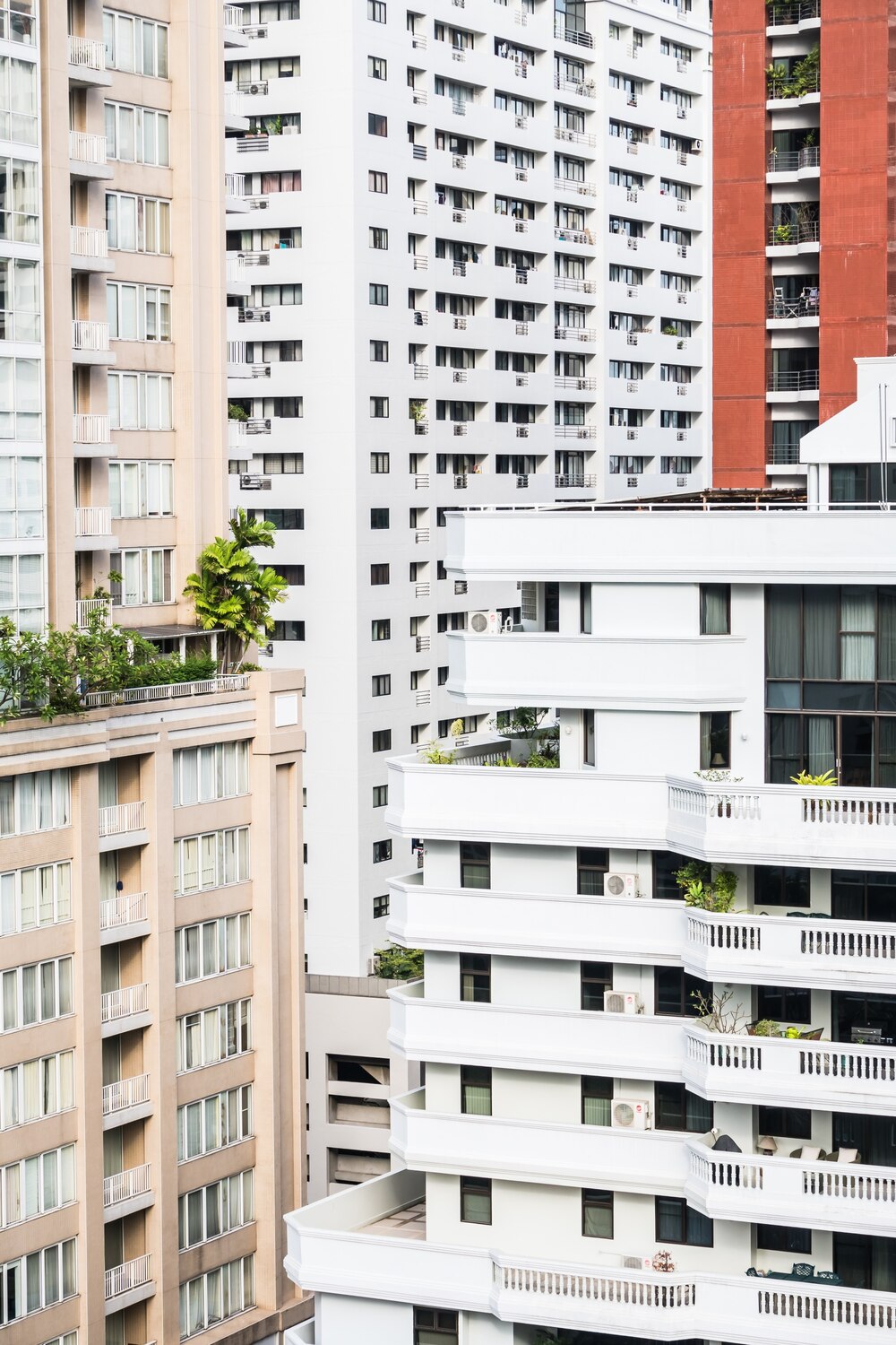 building-pattern_1203-2822