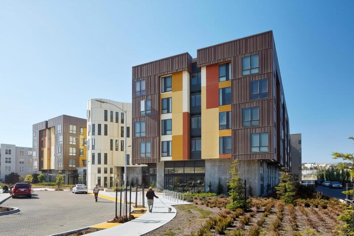 building-with-lot-windows-that-say-apartments_1036536-20010 building-with-lot-windows-that-say-apartments_1036536-20010