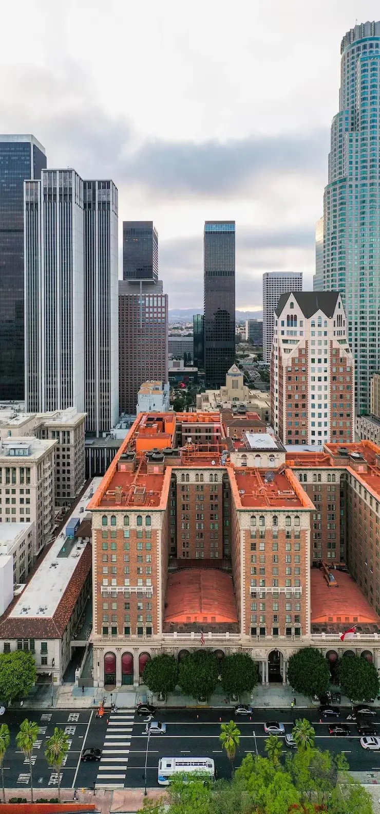 complex-aerial-view-city_23-2148975283