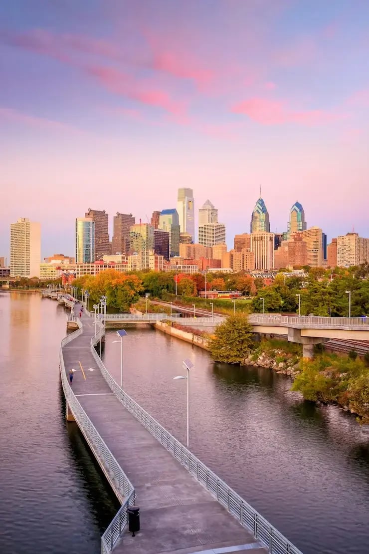 downtown-skyline-philadelphia-pennsylvania-twilight_255553-1032 (1)