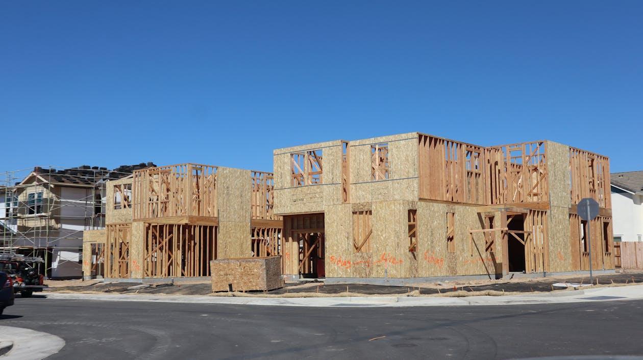 From Blueprints to Build: How New Construction Loans Support Real Estate Growth